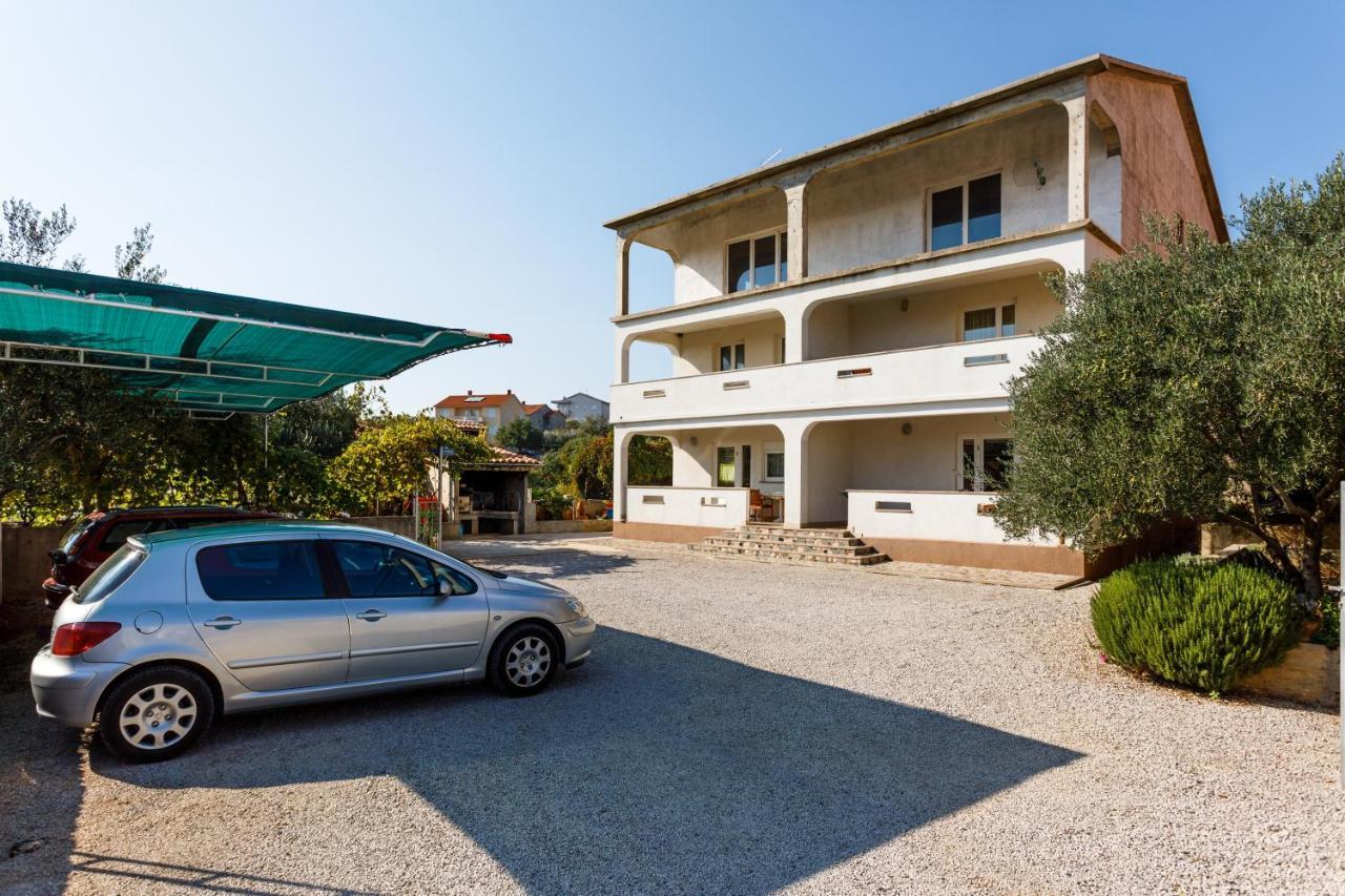 Apartments With A Parking Space Kornic, Krk - 5306 外观 照片