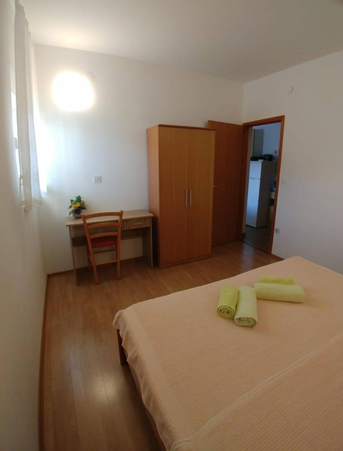 Apartments With A Parking Space Kornic, Krk - 5306 客房 照片